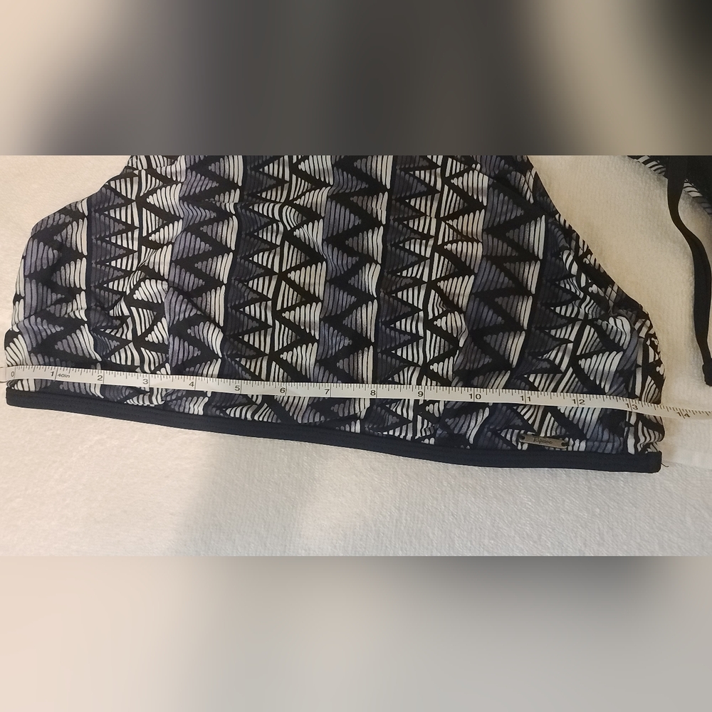 Ripzone Black&White Geometric Bikini Set Size M - Picture 11 of 13